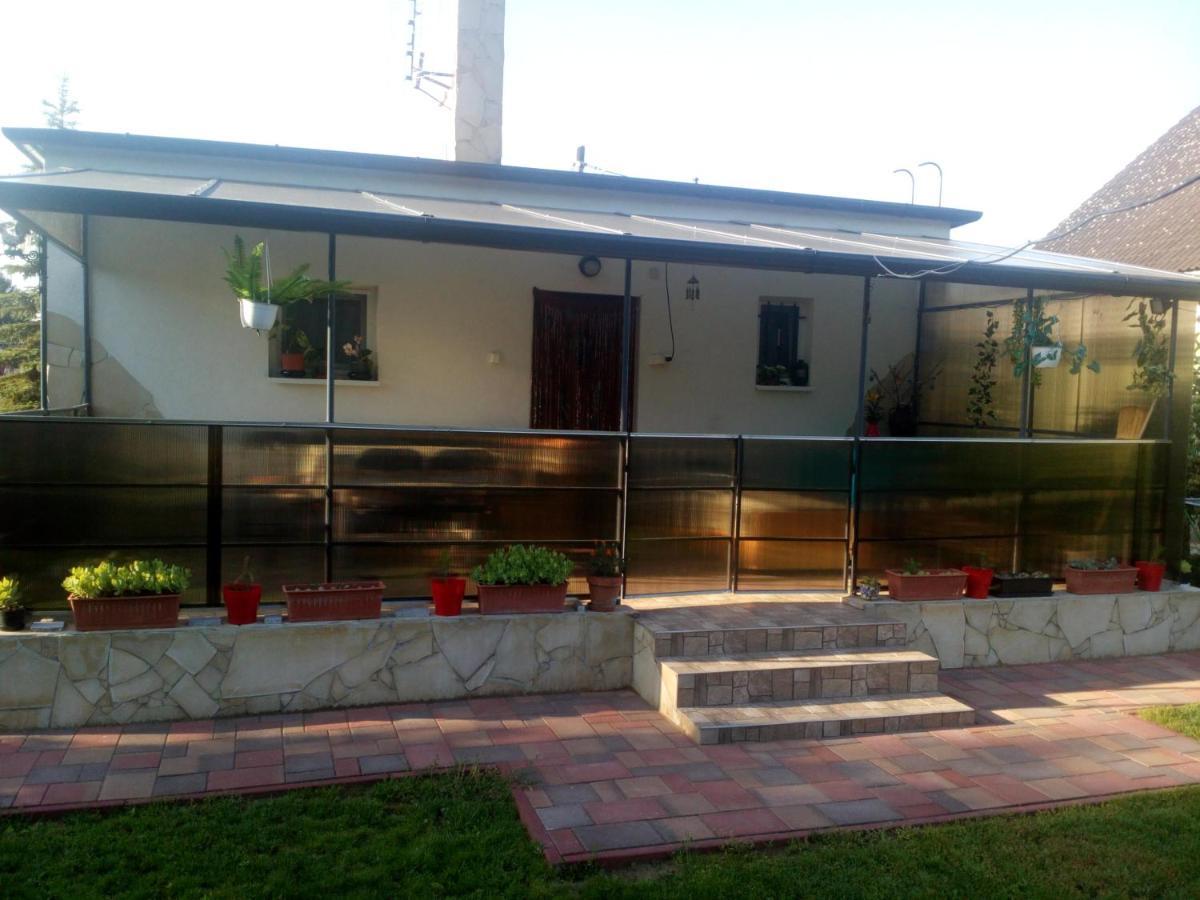 Sunny Apartman Nyíregyháza Εξωτερικό φωτογραφία